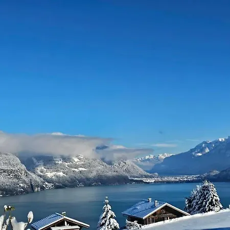 Διαμέρισμα Panoramablick Auf See Und Berge Krattigen